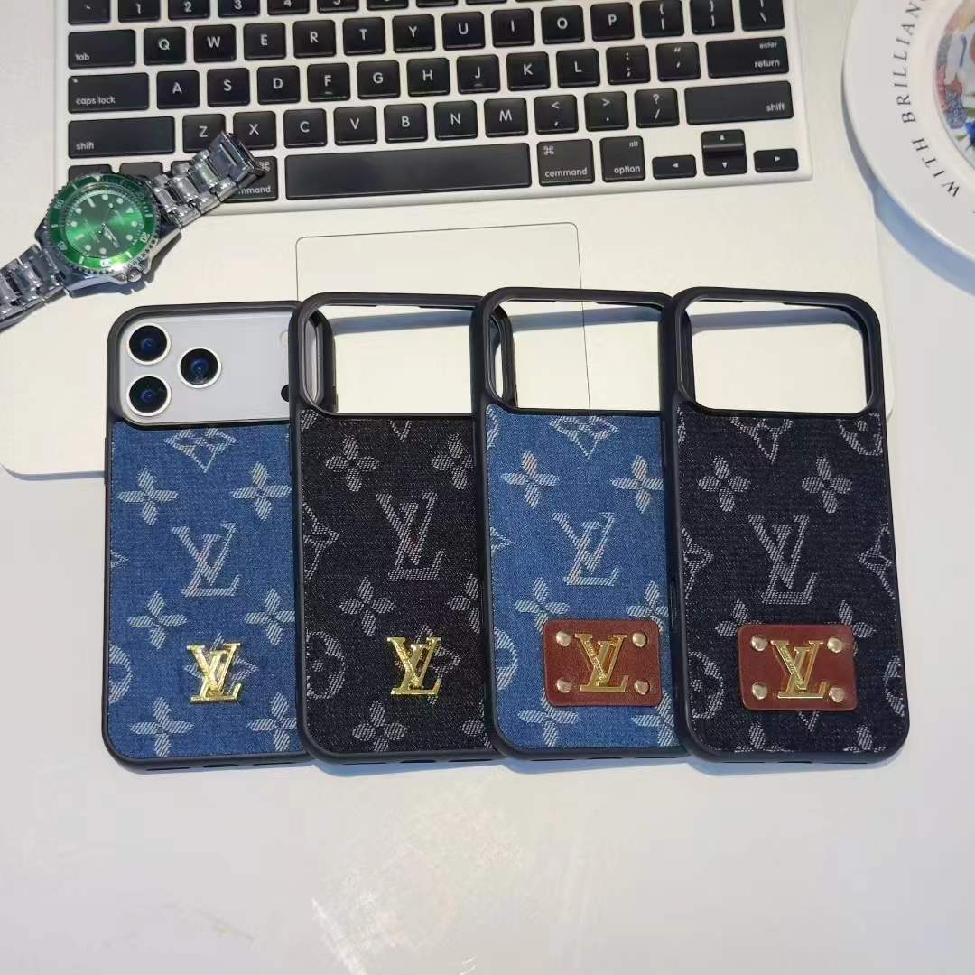 The world's newest luxury iPhone 17 case-1