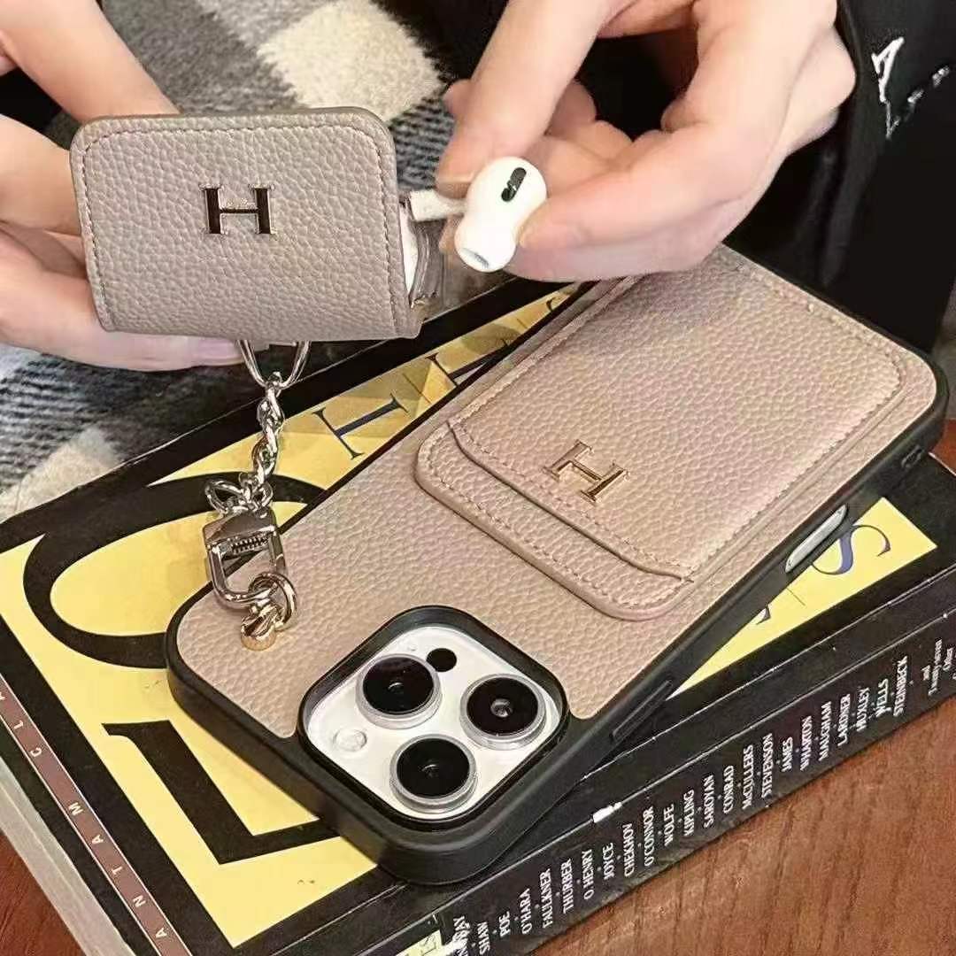 The world's newest luxury iPhone 17 case-4