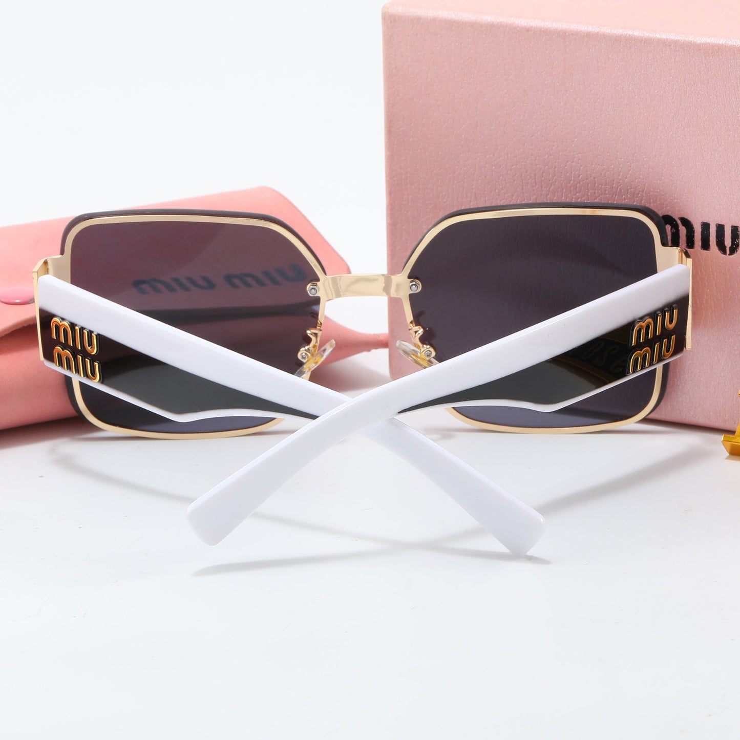 Fashion Sunglasses窶・1877