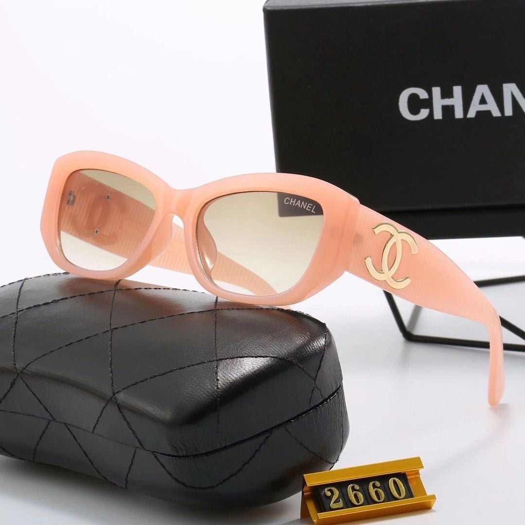 CH Fashion Sunglasses窶・8984