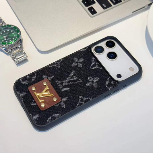The world's newest luxury iPhone 17 case-1