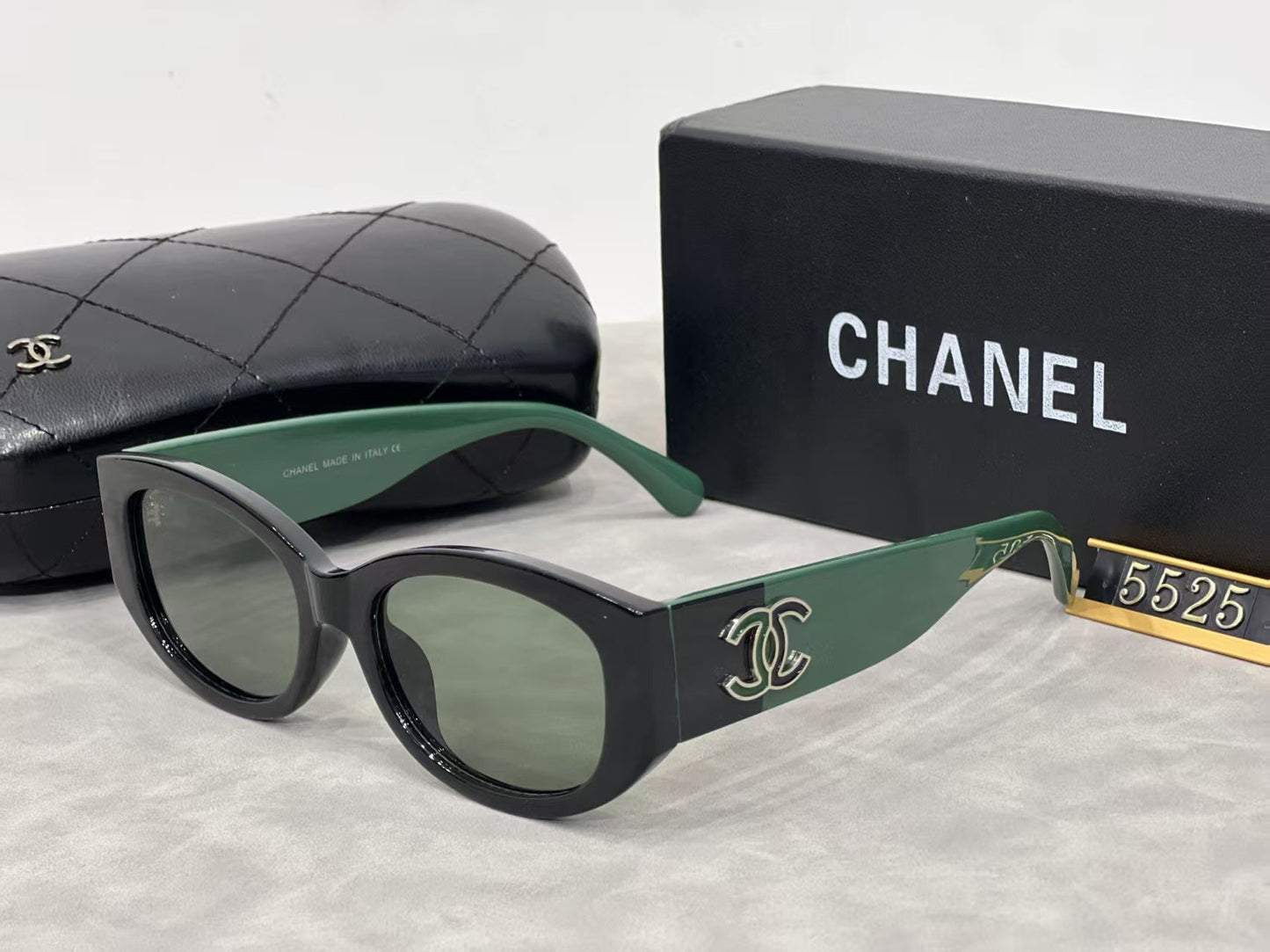 Fashion Sunglasses窶・525